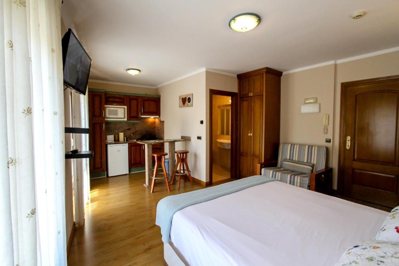Apartamentos San Jorge ヌエバ・デ・リャネス エクステリア 写真